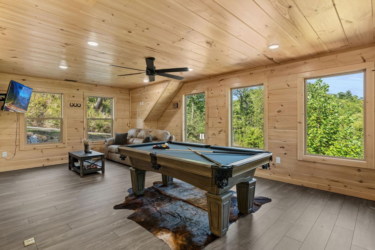 rockytoplodge22