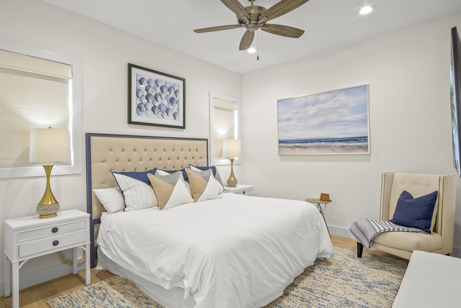 1st Floor, King Bedroom