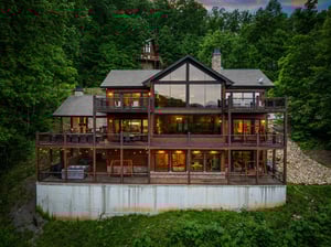 Back of Black Bears  Biscuits Lodge