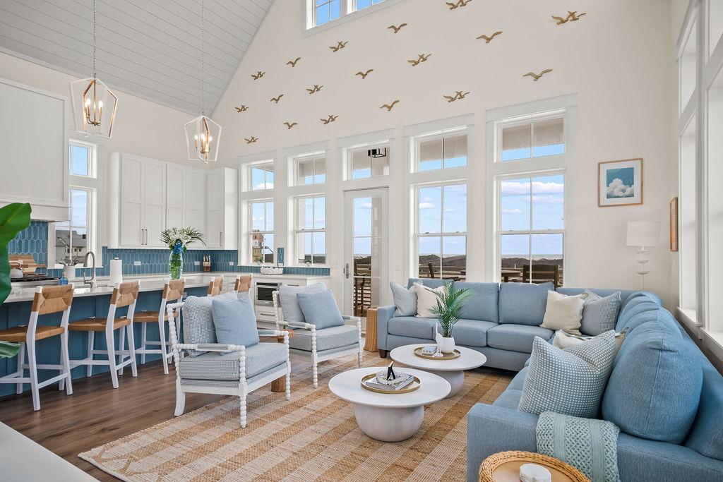 Living Area, 2nd Floor