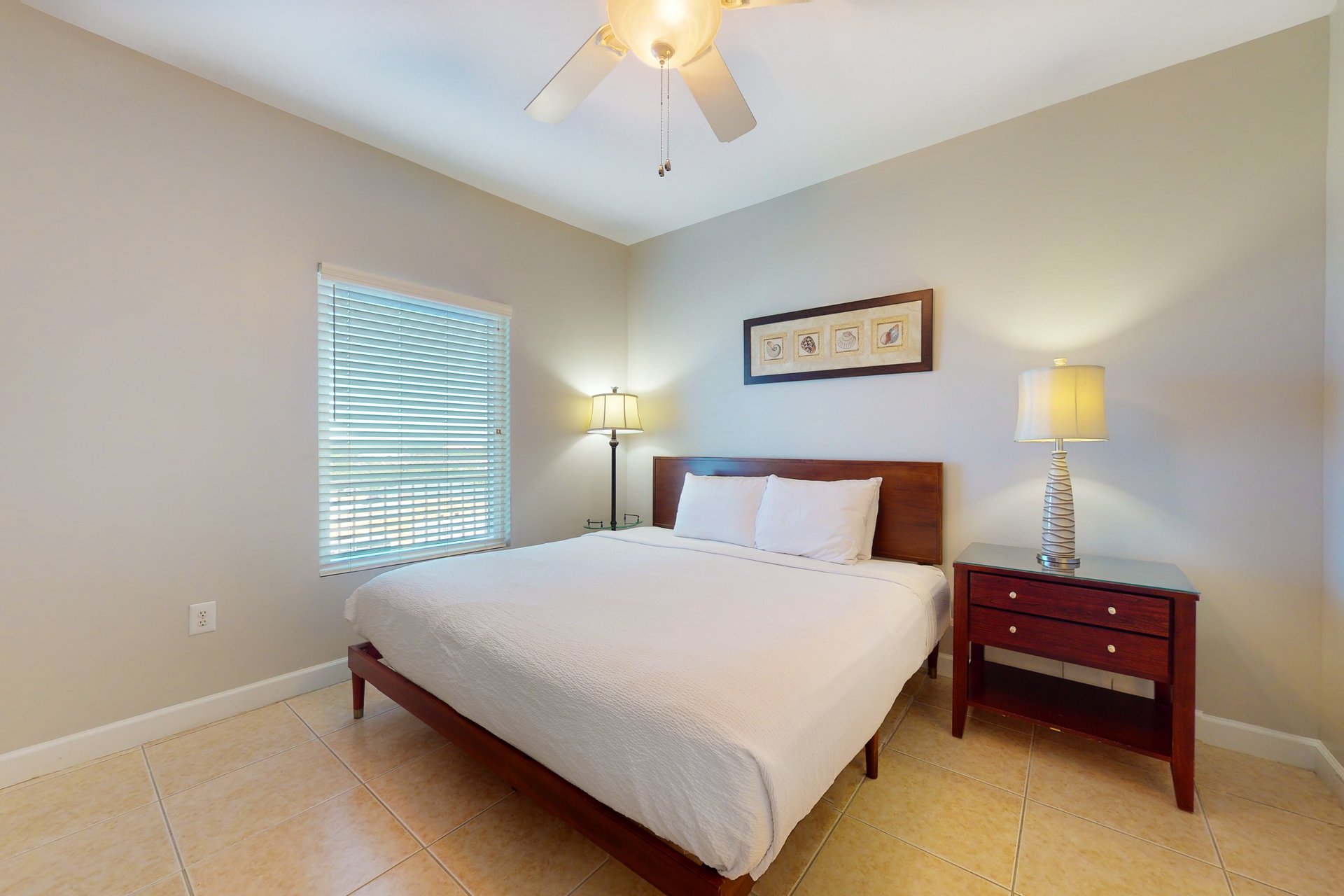 Splash Resort 604W 7