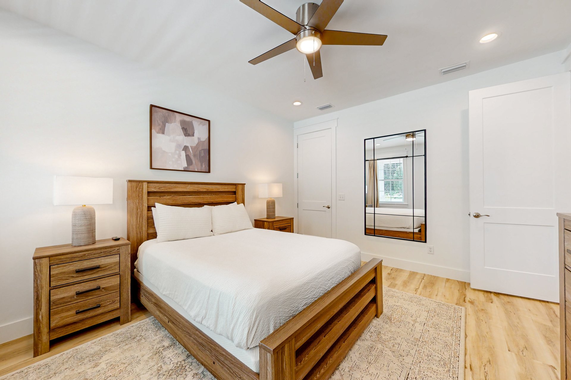 Lyndell Lane Leisure 16