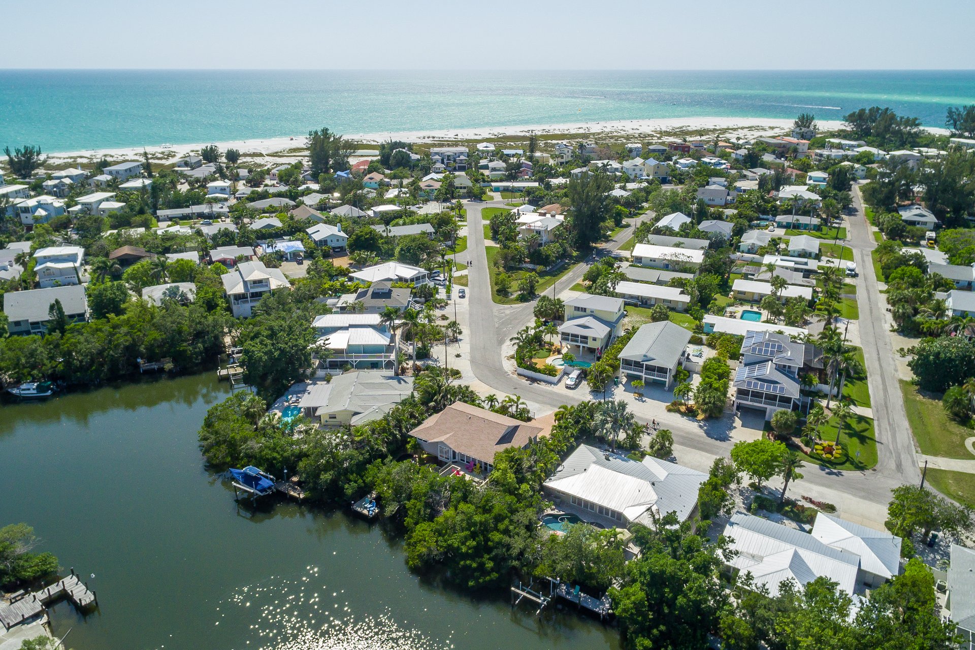 Paradise Pointe 26