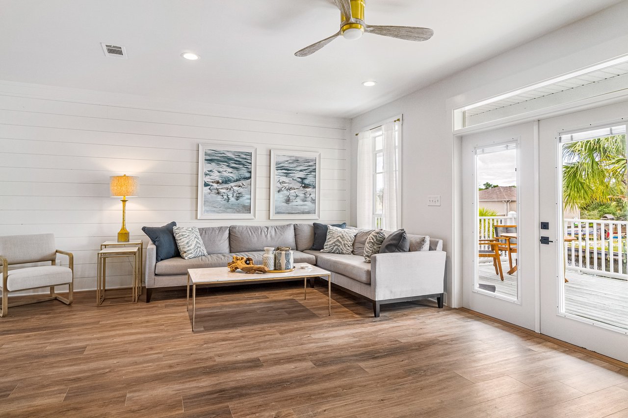 Hideaway on the Bay 2