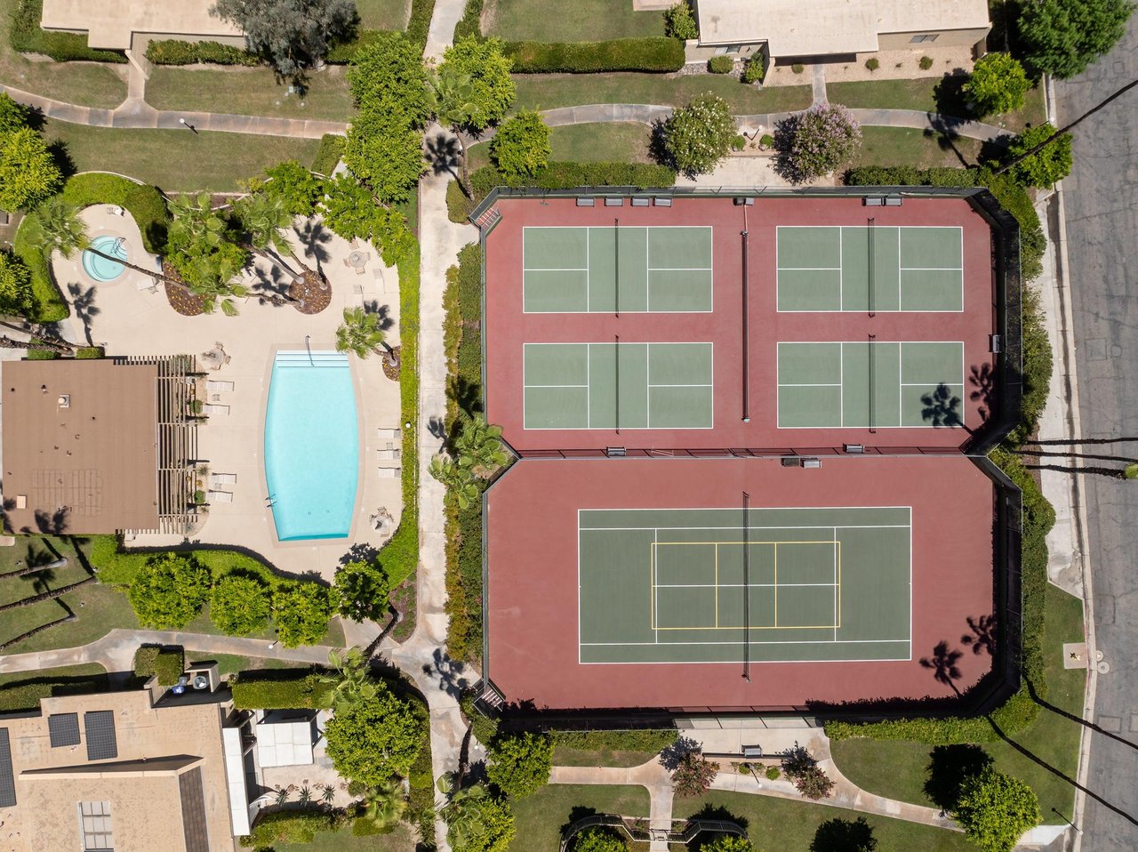 Guests also have access to the HOA shared tennis and pickleball courts.