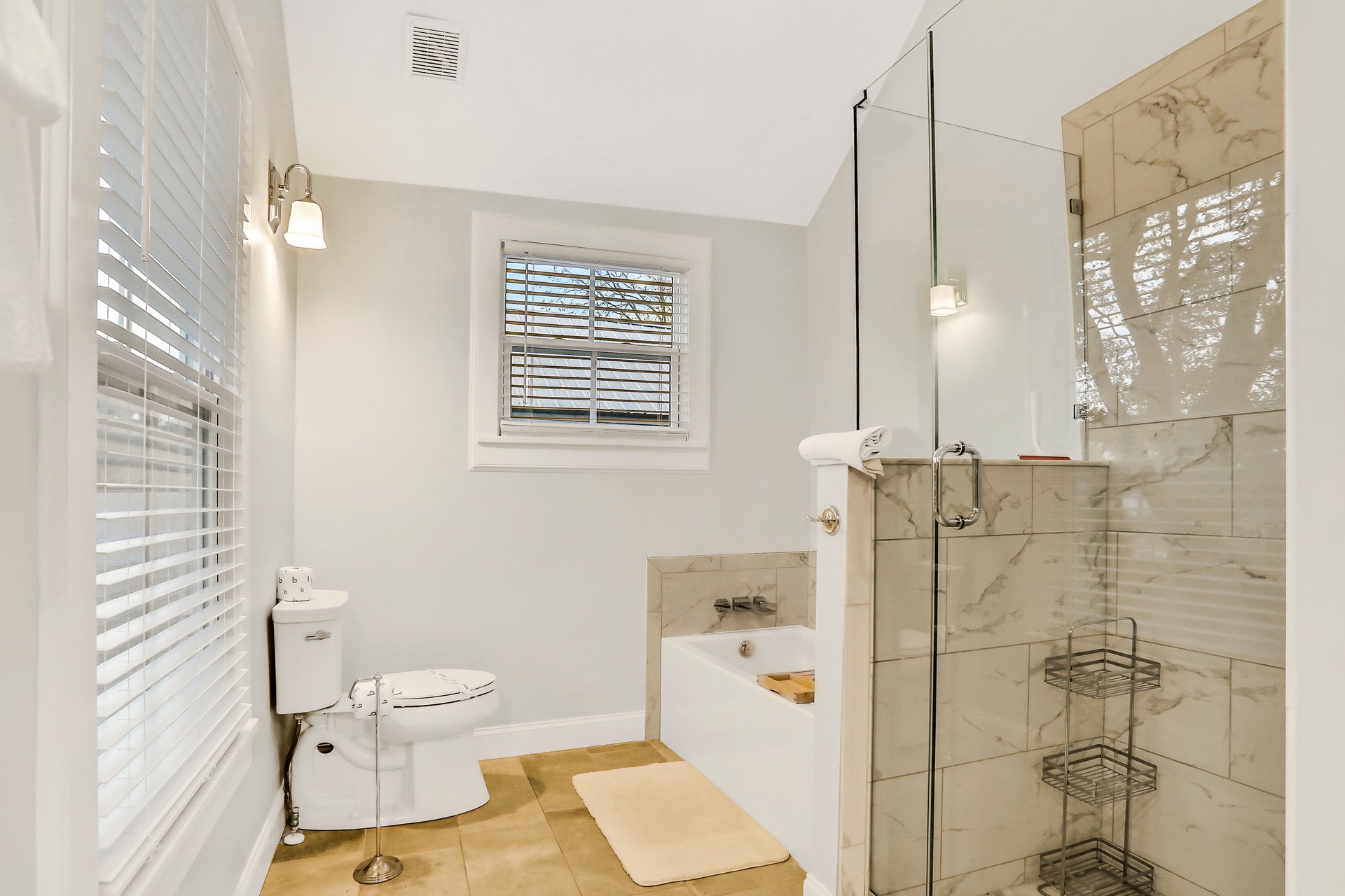 Oneida Street Haven 23