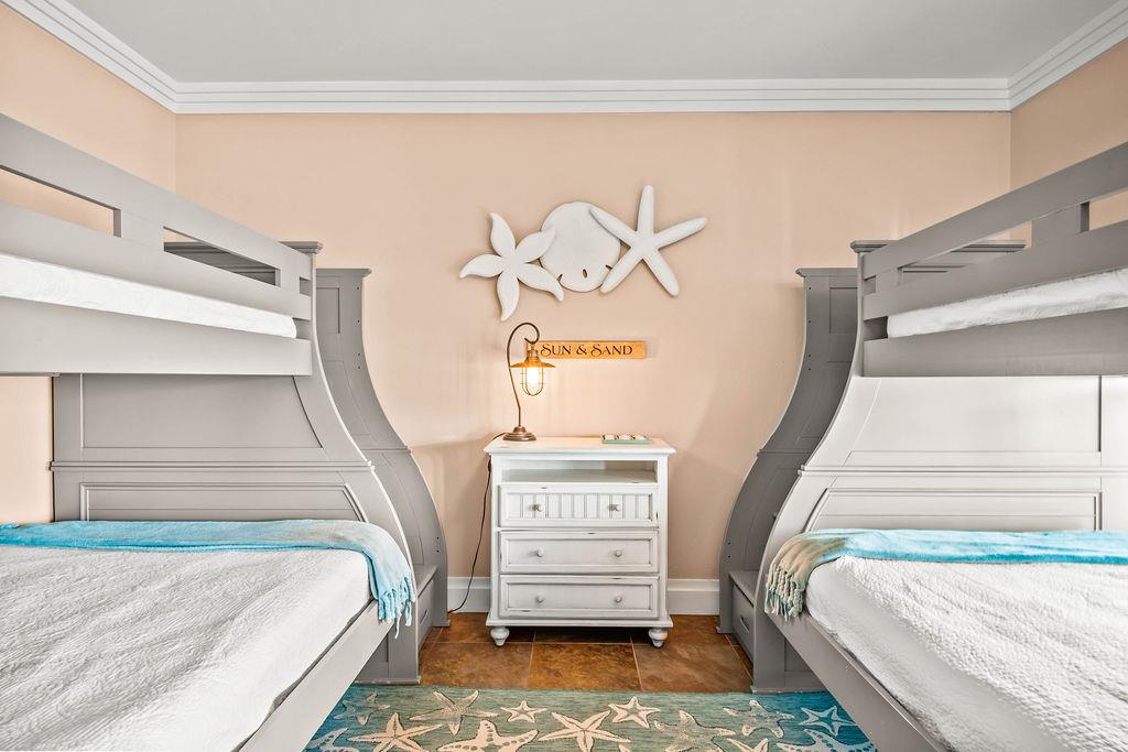 Bunk Area, 1st Floor