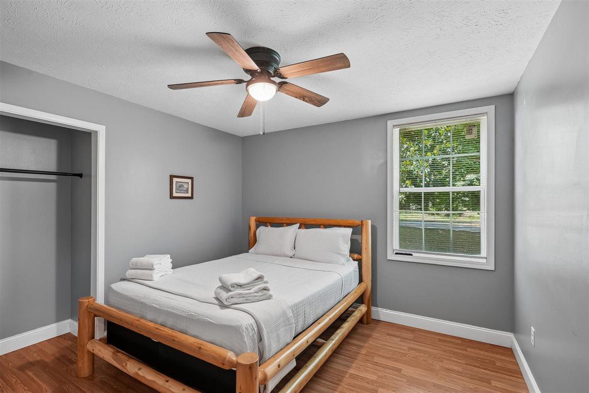 Queen Bedroom