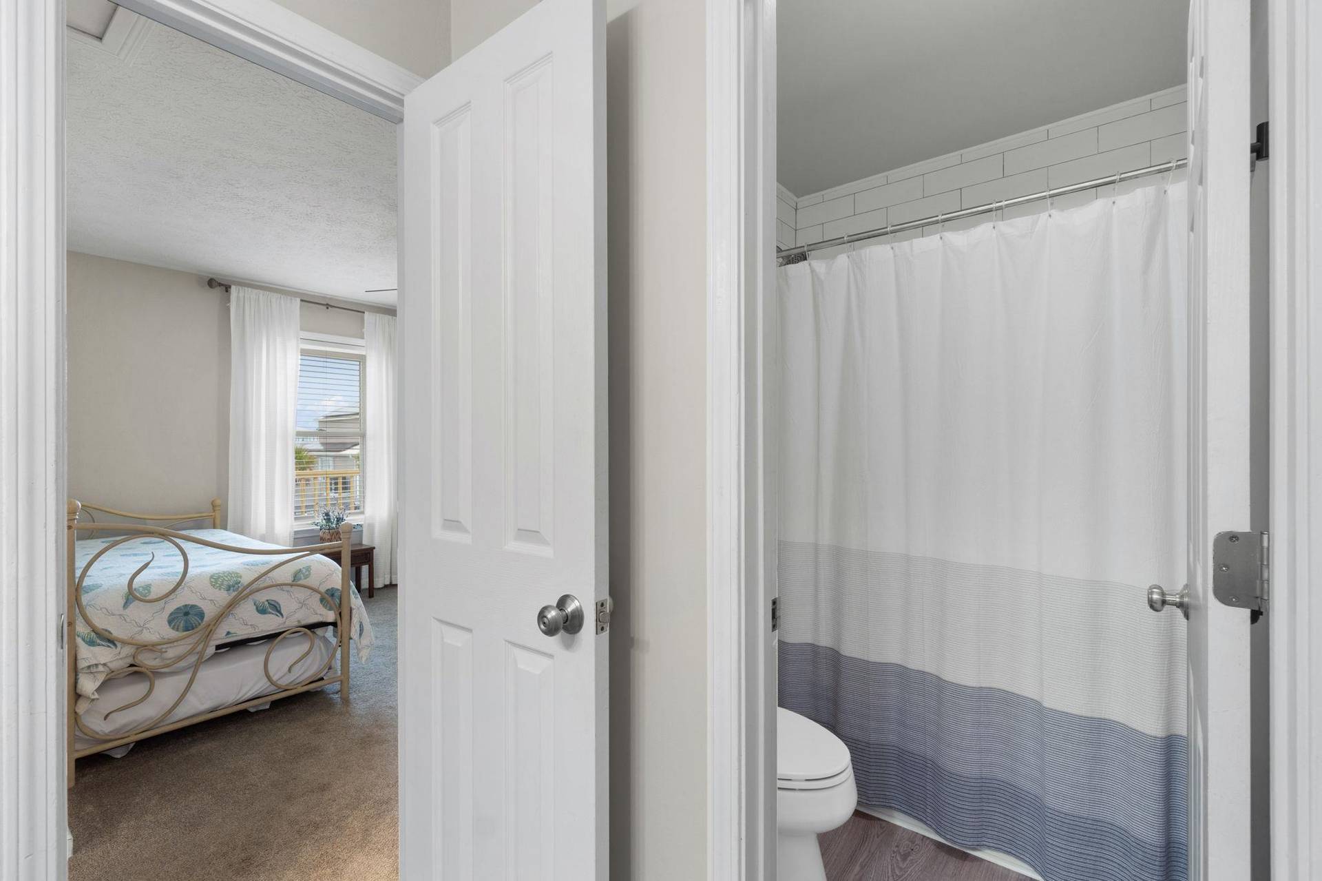 Jack N Jill Bathroom