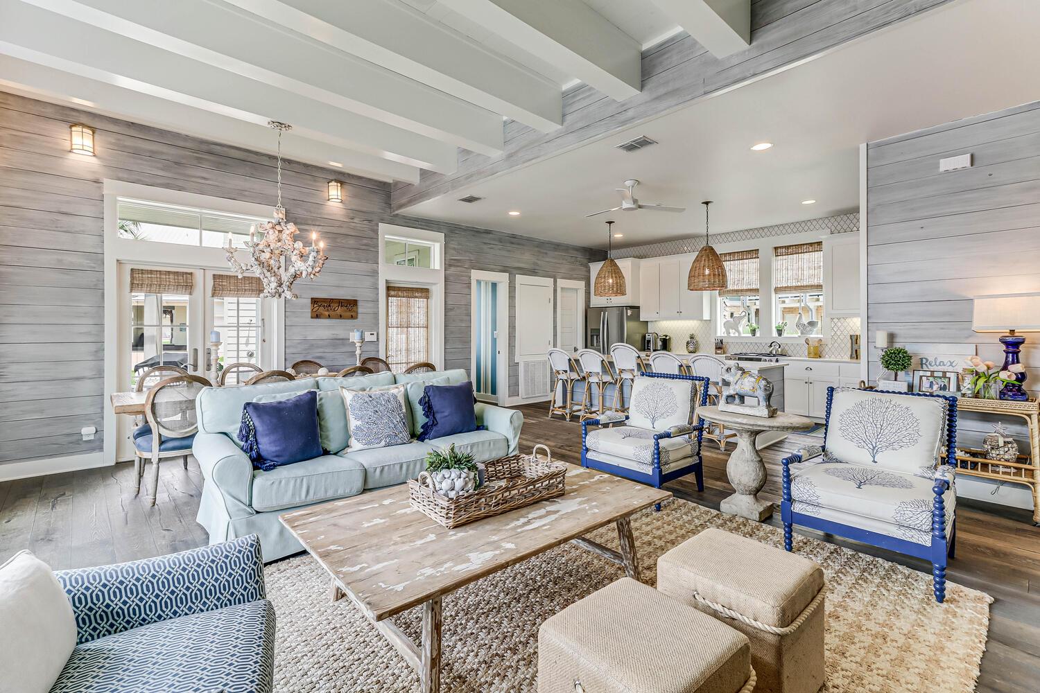 Living Area with Lake Views, 1st Floor