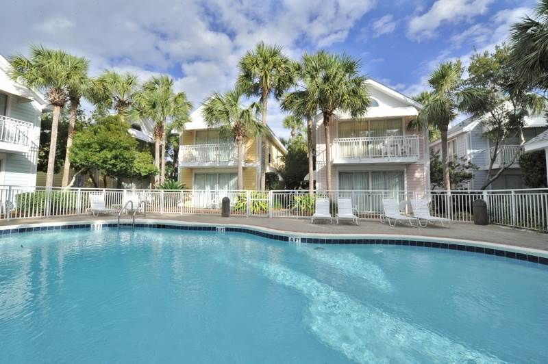 Nantucket Rainbow Cottages 15A 2