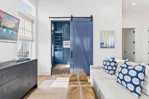 2nd Floor, Living Room