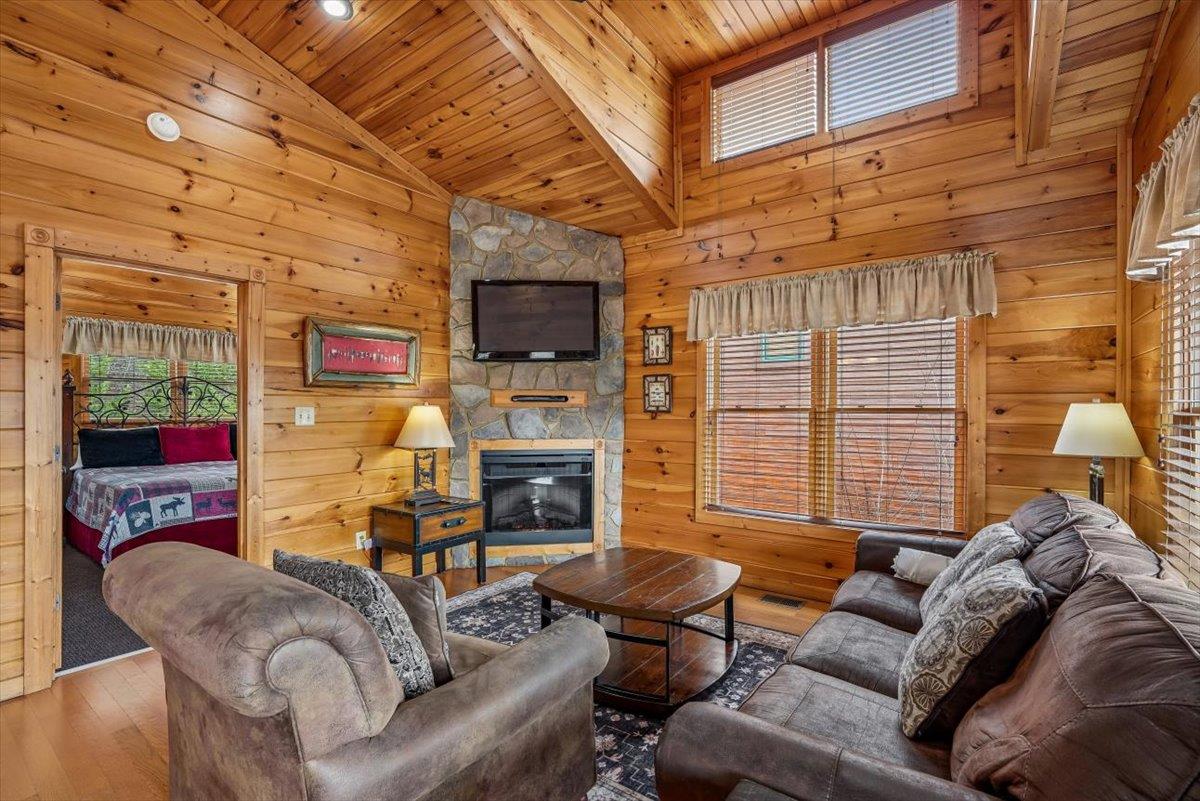 08Living Room