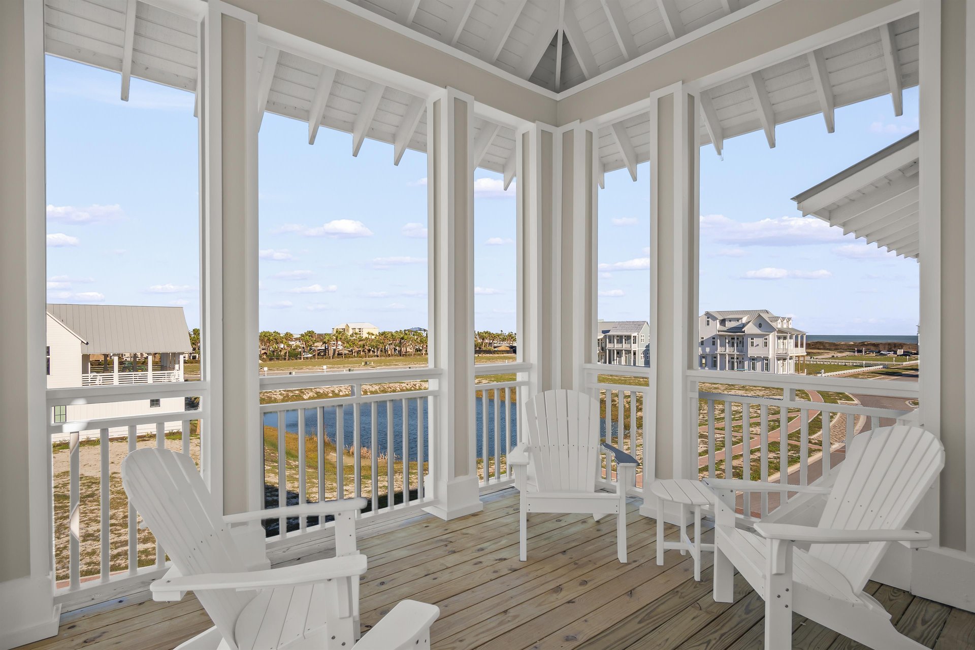 Balcony, 3rd Floor