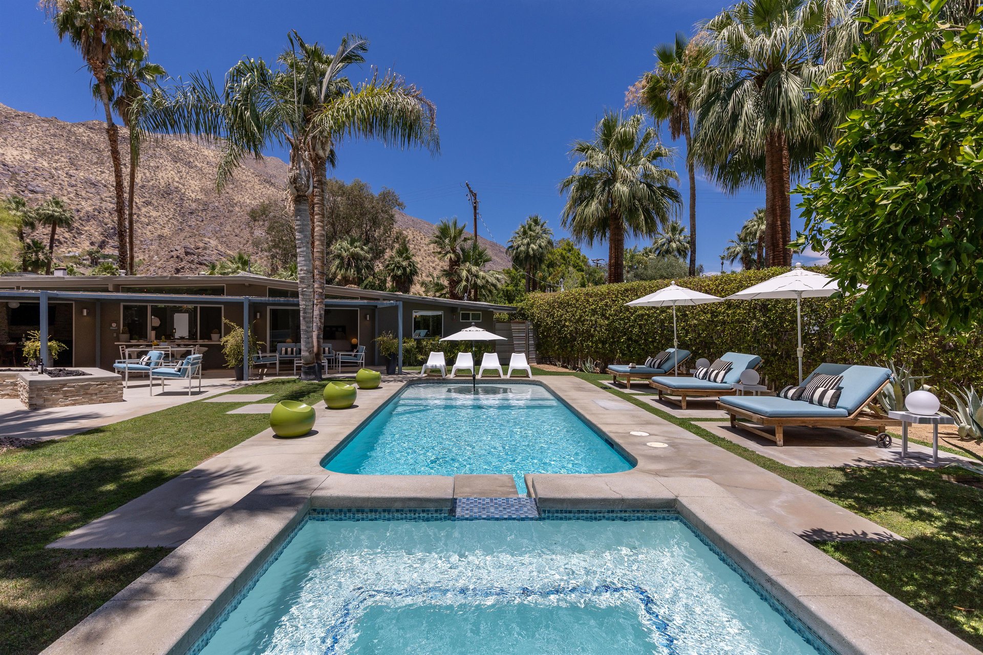 Gorgeous pool