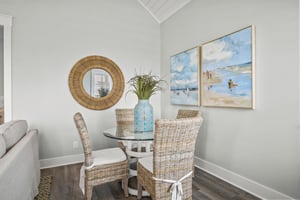 2nd Floor, Living Room