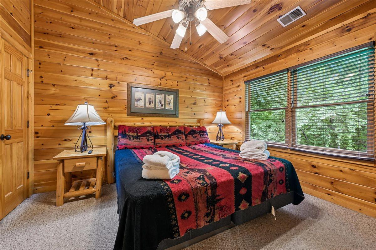 42Bedroom