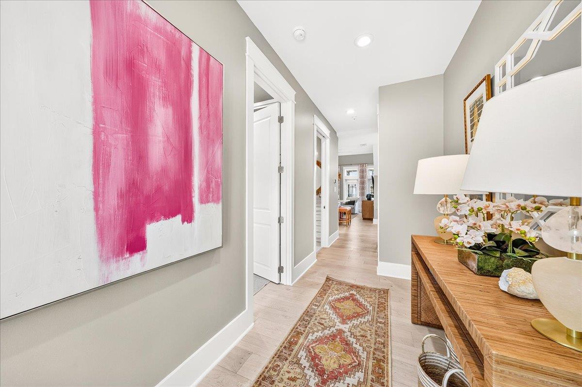 1st Floor, Entryway