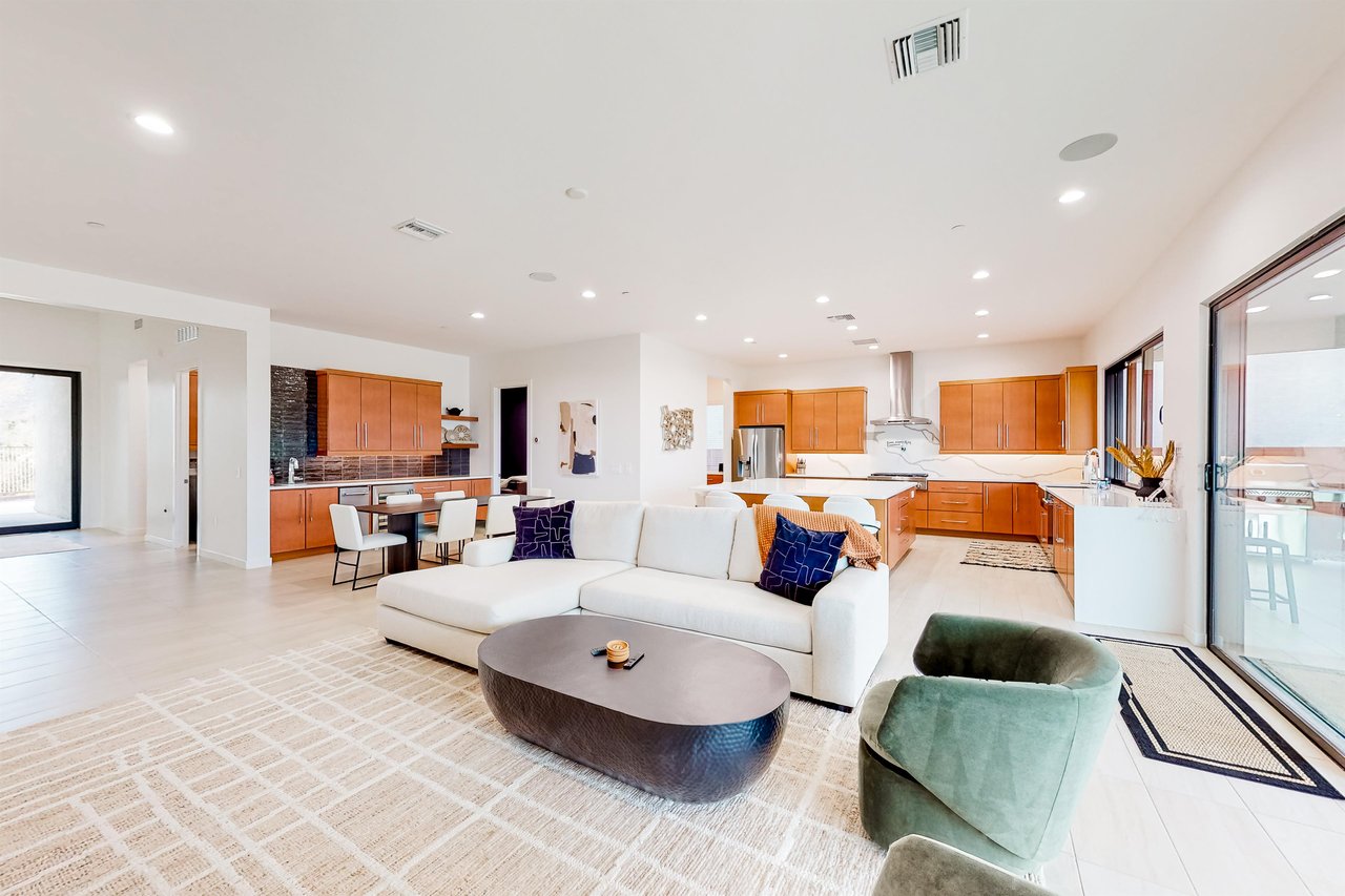 Width1280