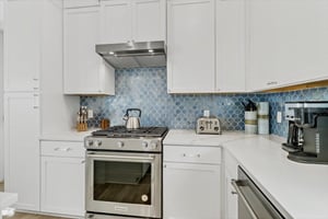 1st Floor, Kitchen