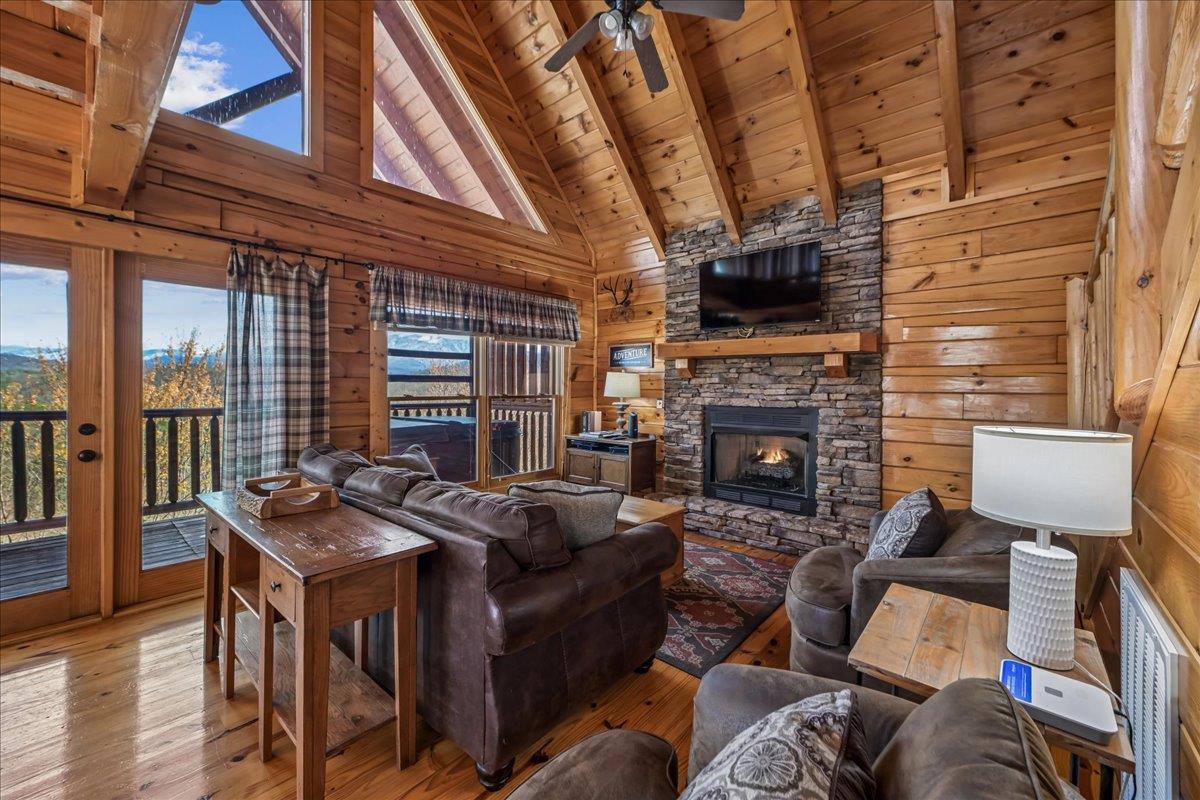 Main Level Living Room w gas fireplace  Queen Sleeper