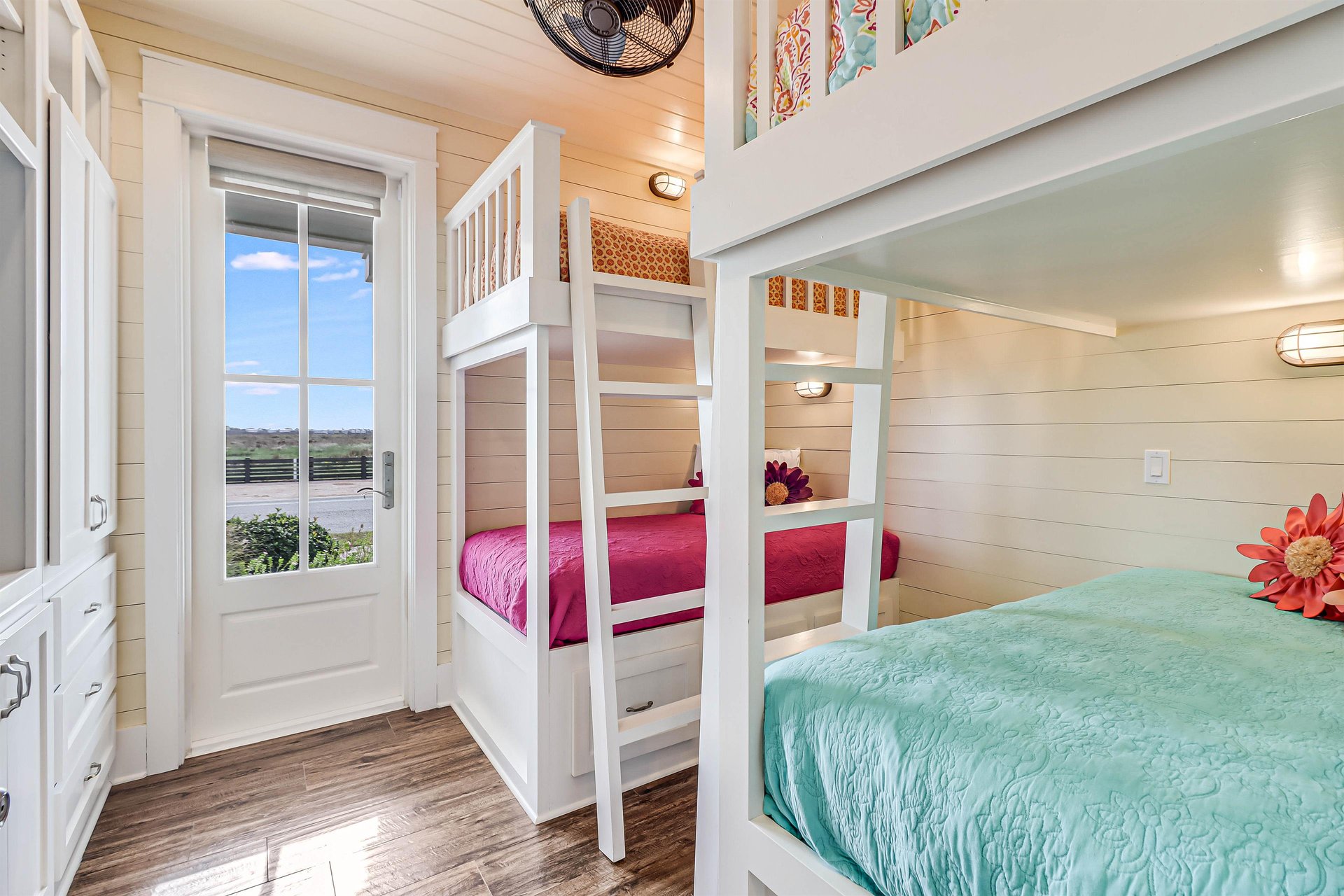 Bunk Room, 1st Floor