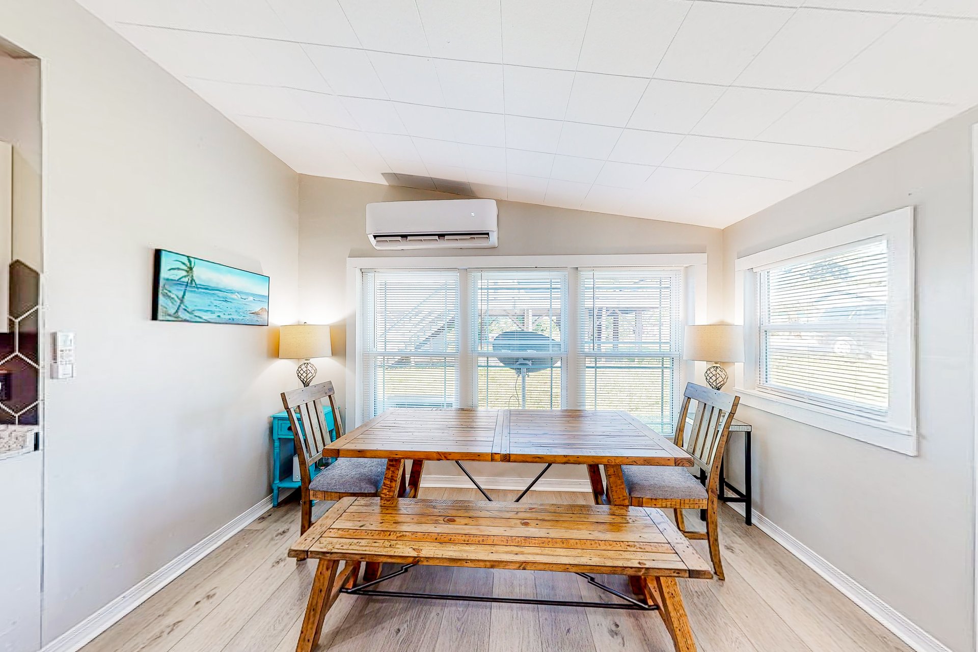 Azul Seaside Cottage 6