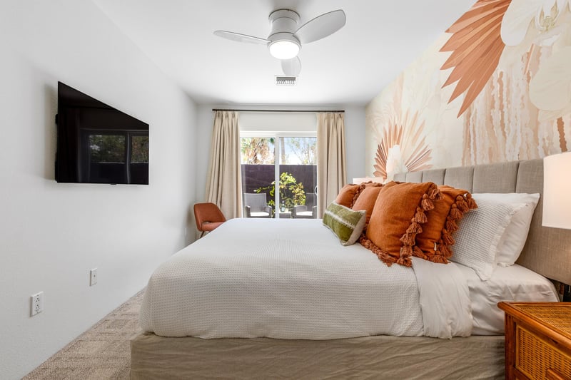 Beautiful guest bedroom