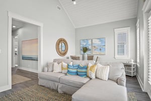 2nd Floor, Living Room