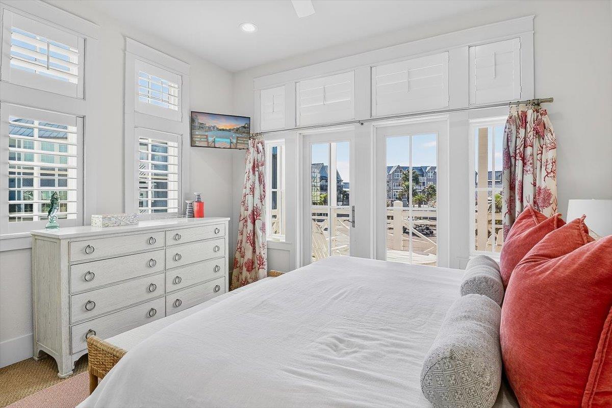 Primary King Bedroom, 2nd Floor