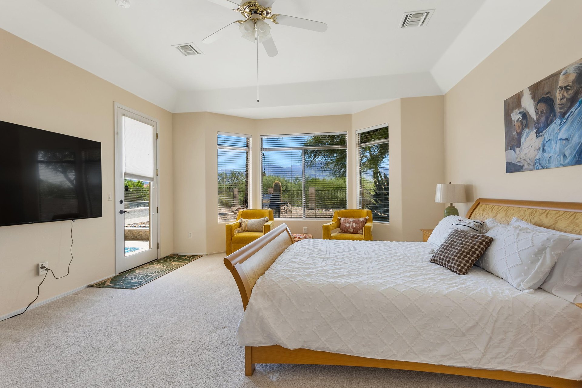 Master bedroom with 65 tv and King size mattress