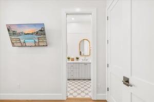 1st King Suite, 1st Floor
