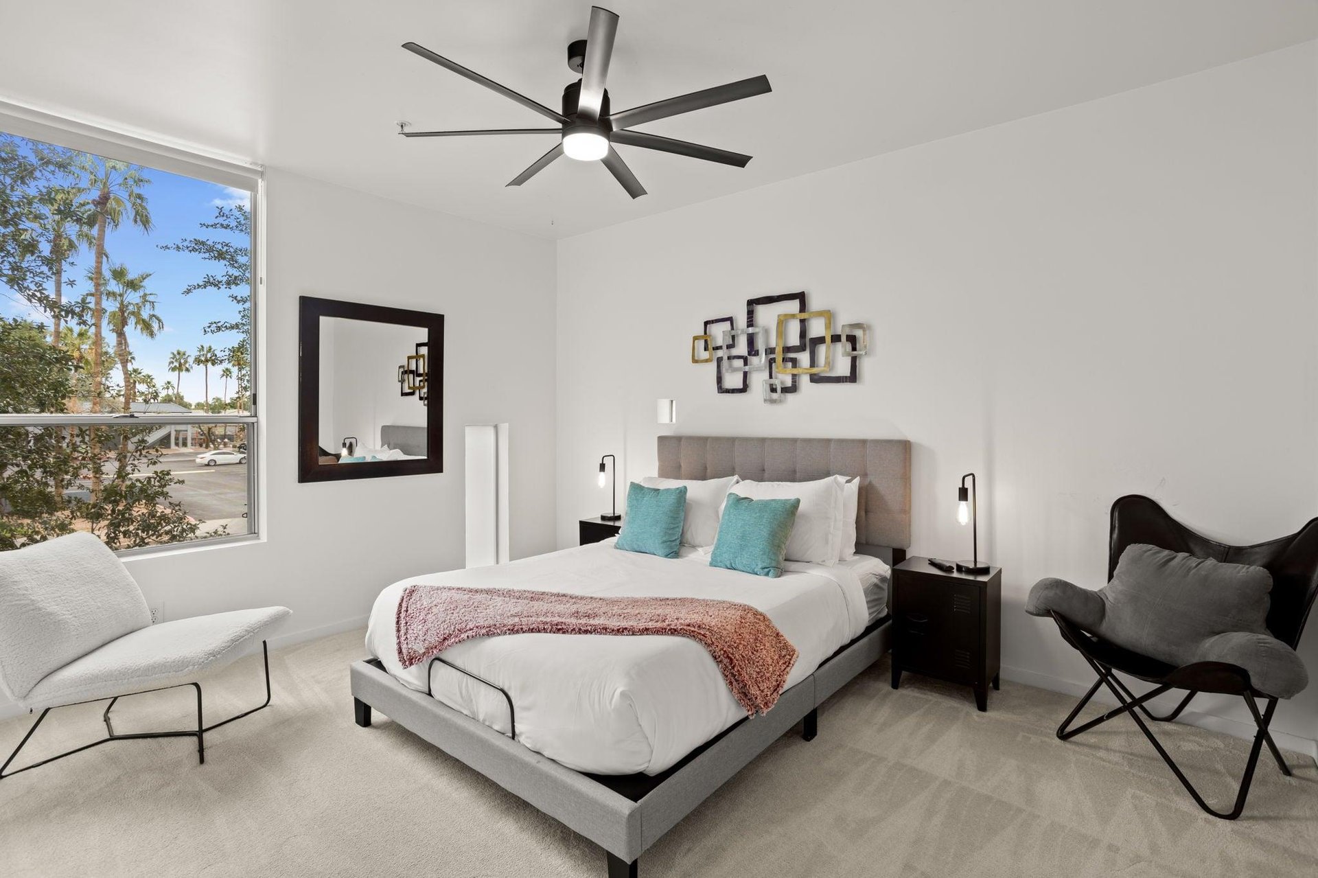 Queen size bed, spacious walkin closet, and ensuite bathroom.