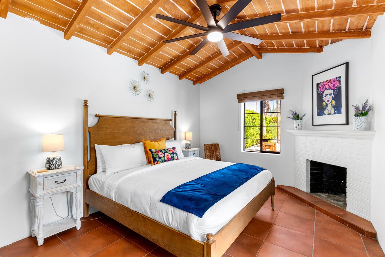 Guest bedroom