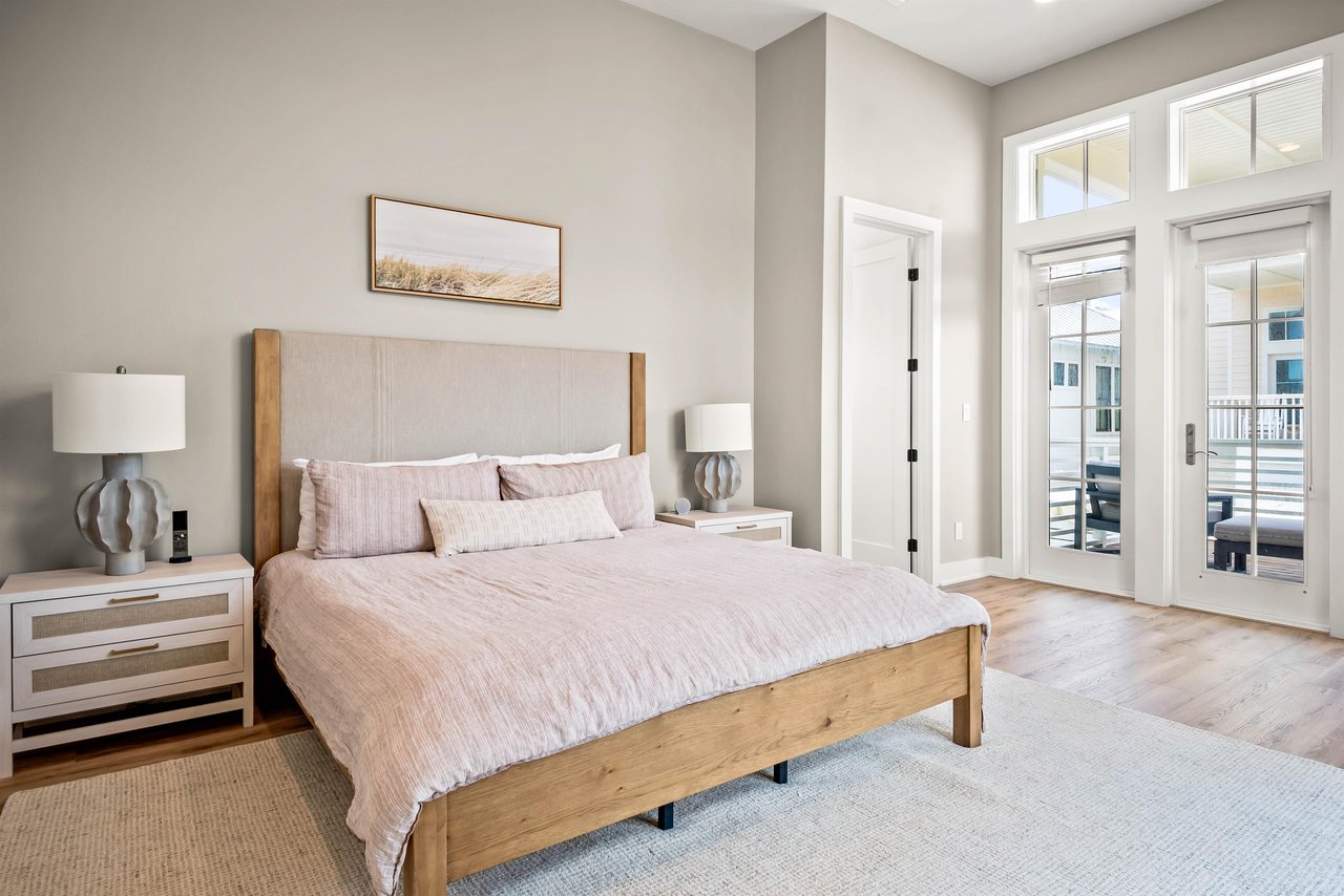 King Suite, 2nd Floor