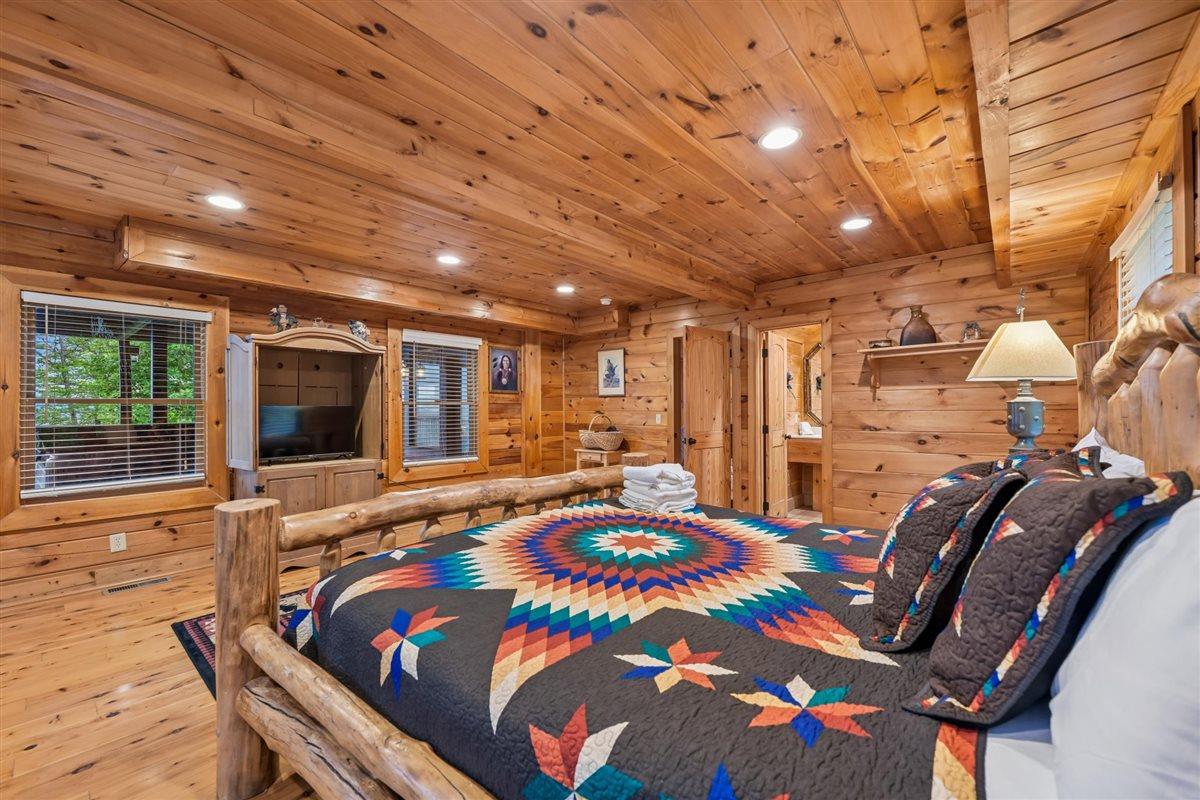 102Bedroom