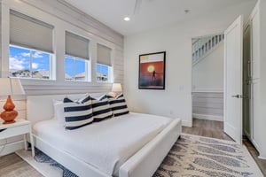 Third King Bedroom, 2nd Floor