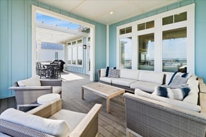 3rd Floor, Living Room Deck