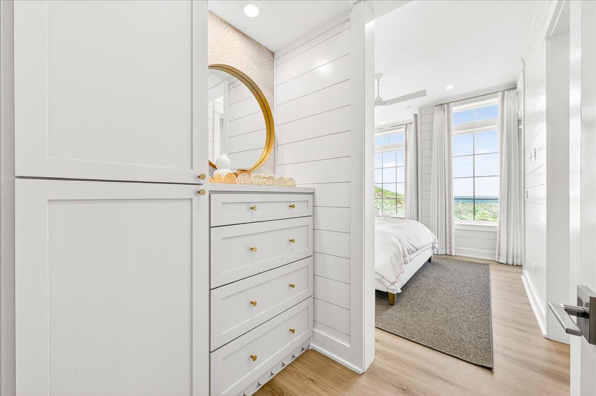 1st King Bedroom, 2nd Floor