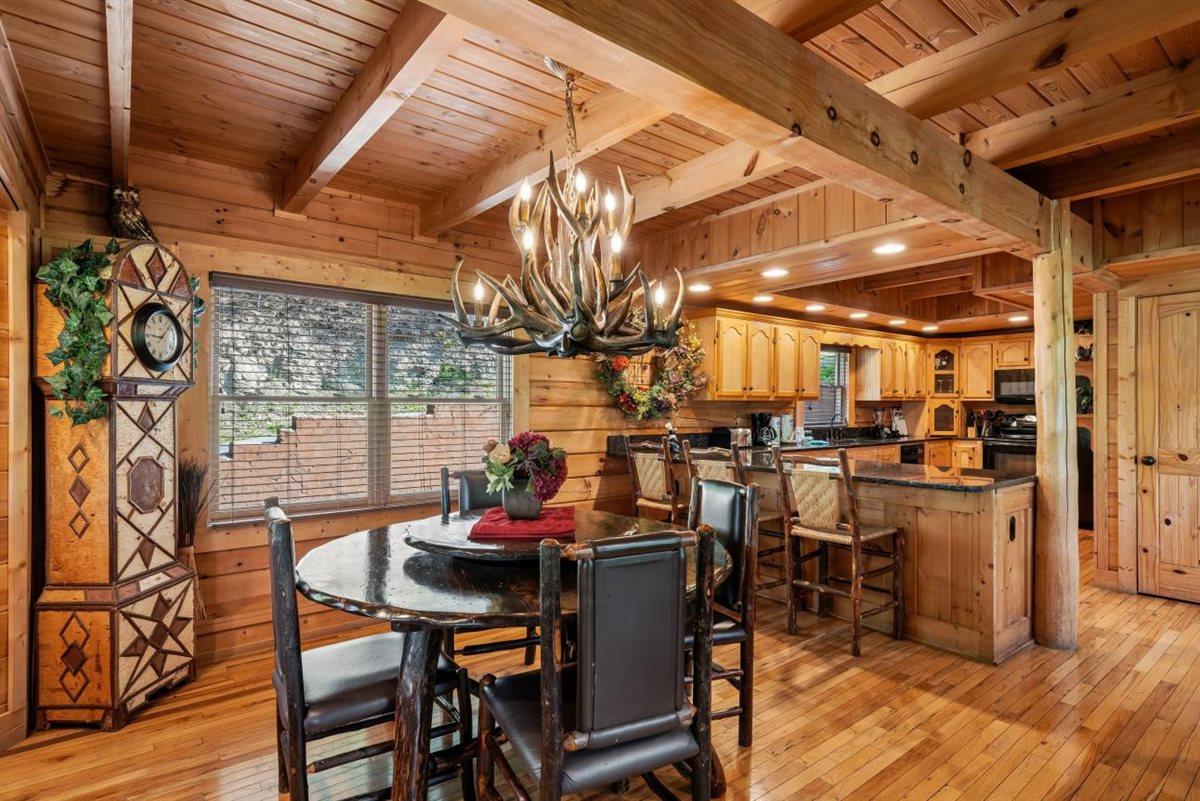 Main LevelDining Room