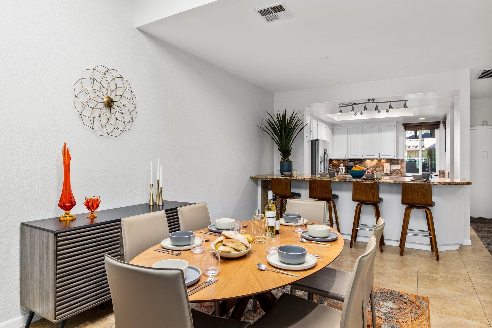Gorgeous dining table