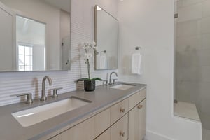 2nd Floor King Primary Suite