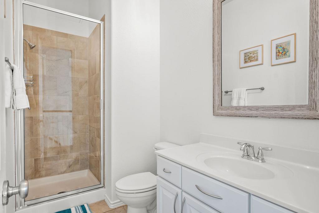 Hallway Bathroom, 2nd Floor