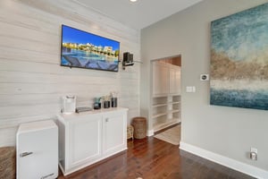 Living Area, 2nd Floor