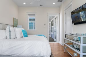 2nd Floor, Private King Bedroom