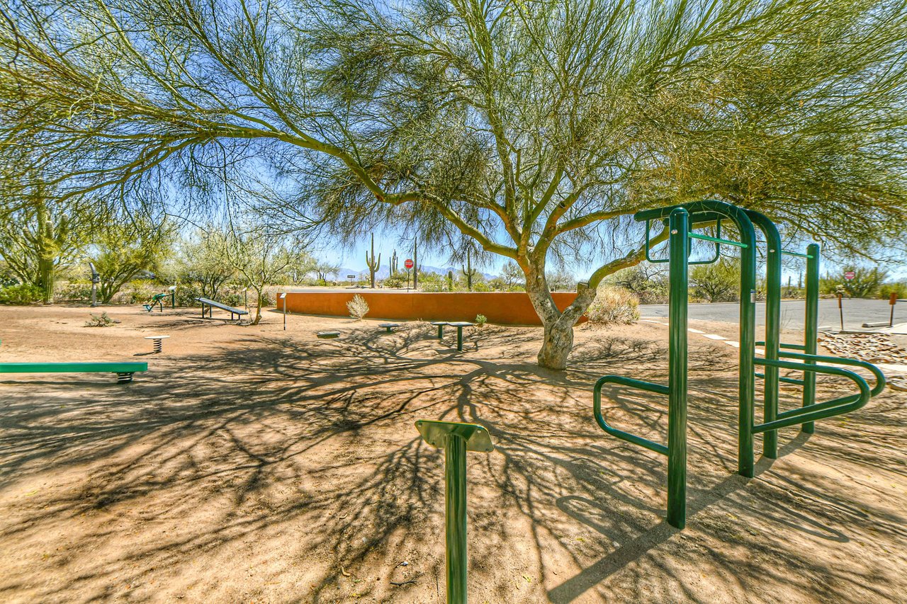 Width1280