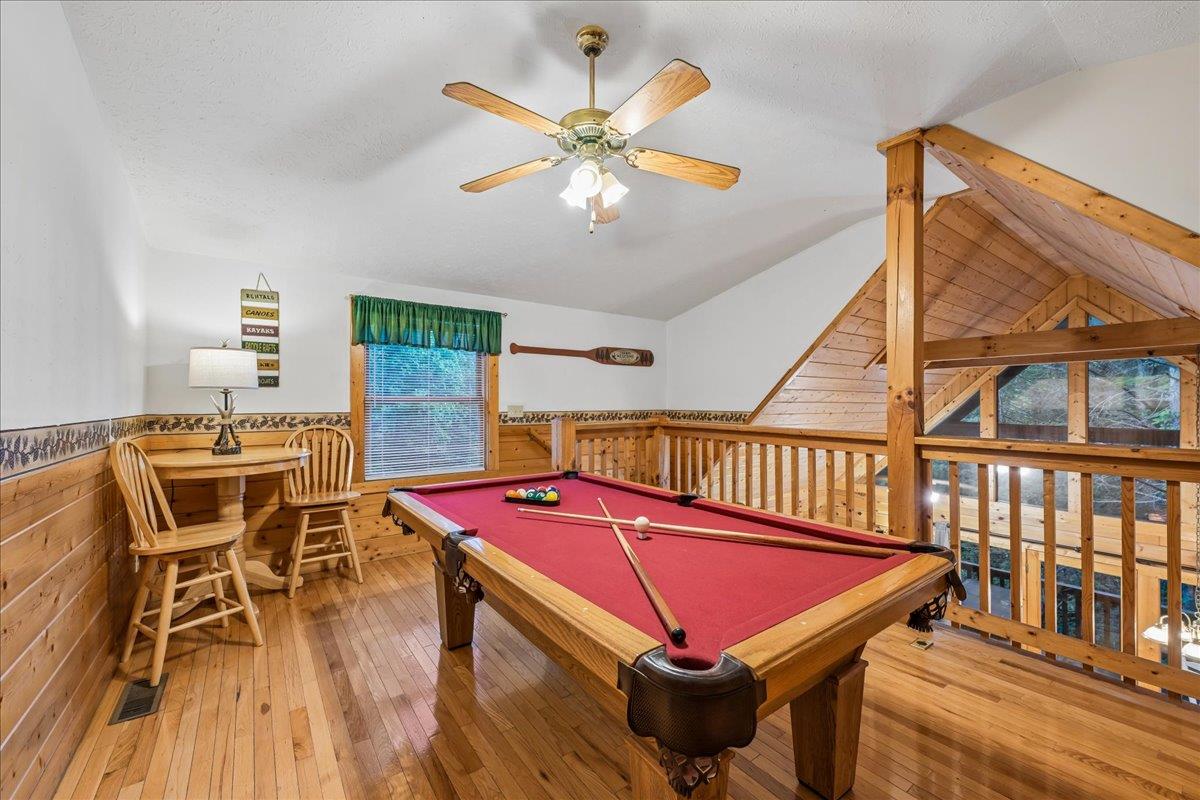 27Recreation Room