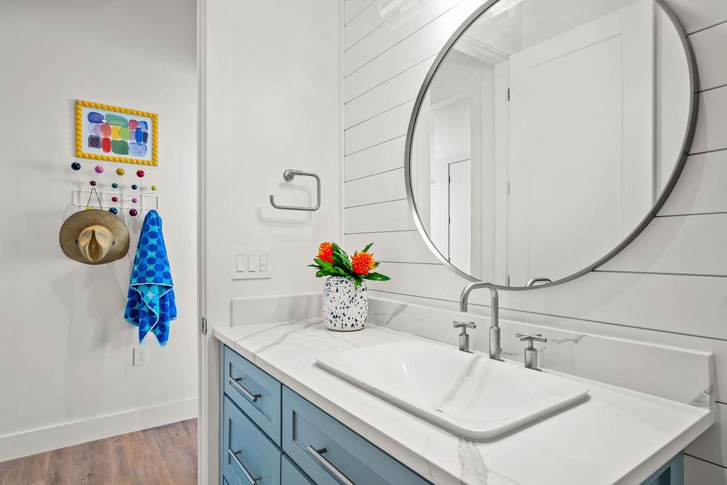 Hallway Bathroom, 1st Floor