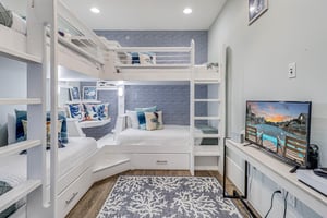 Bunk Suite, 2nd Floor