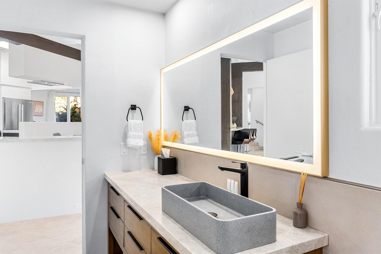 Gorgeous bathroom fixtures